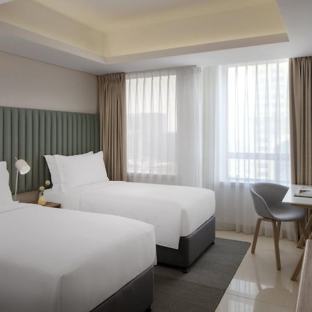 Staybridge Suites Dubai Internet City Exteriör bild