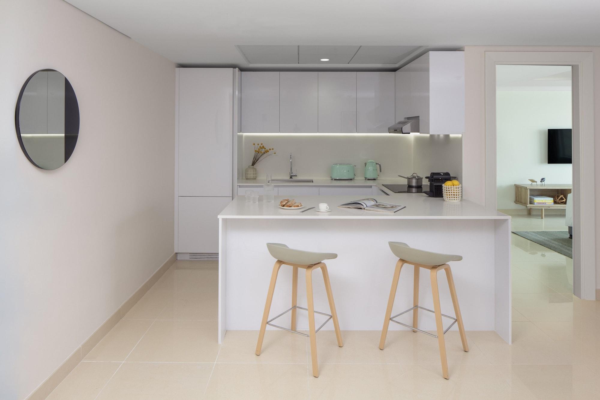 Staybridge Suites Dubai Internet City Exteriör bild